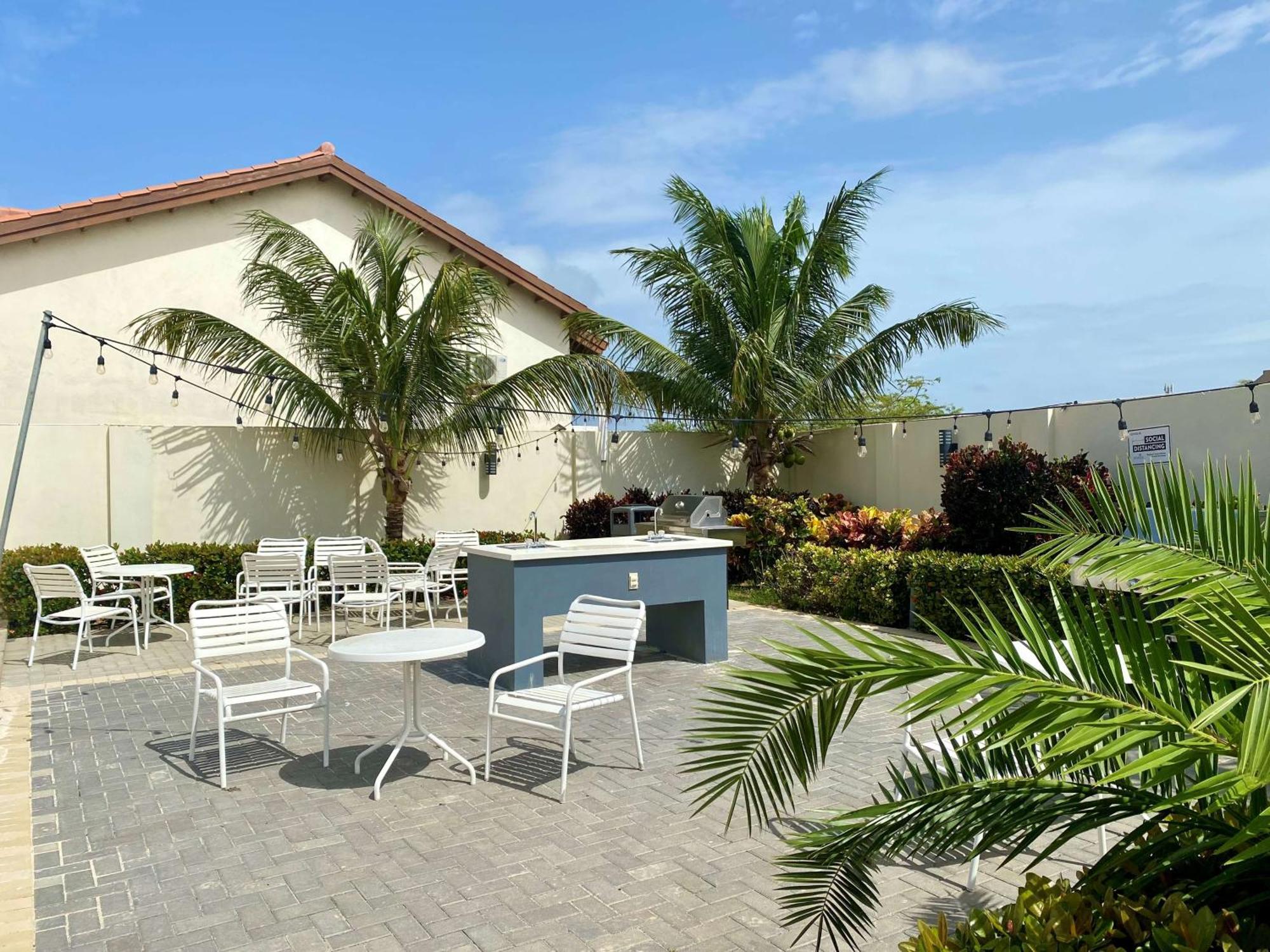 Aruba'S Life Vacation Residences - By Heritage Property Management Exterior foto